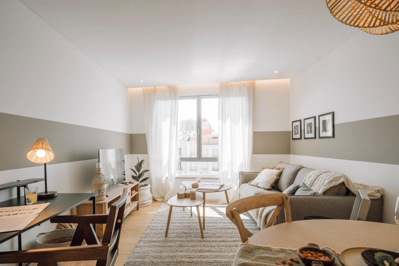 Montalto - 1 Bedroom And Parking In Alvalade Appartement Lisboa